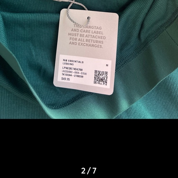 Fenty  green leggings NWT . Size M - Picture 1 of 8